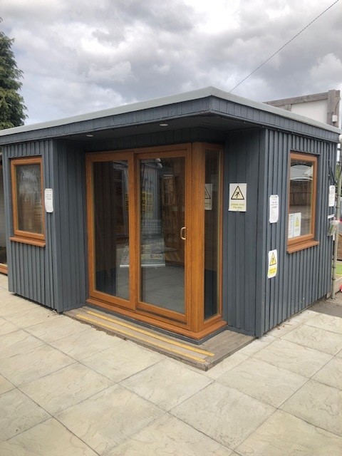 Contemporary Garden Room Contemporary Garden Room